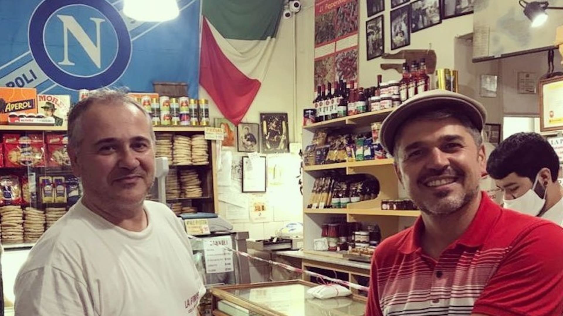 Massimo con el cocinero Juan Ferrara