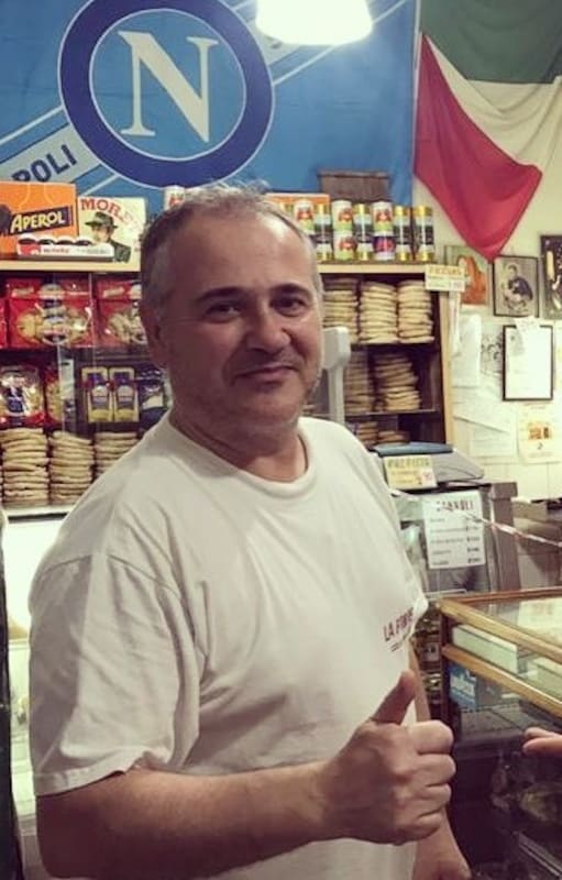 Massimo con el cocinero Juan Ferrara