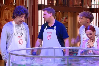 MasterChef Celebrity: un extraño molusco impresionó hasta la angustia a los participantes varones