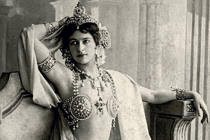 Mata Hari es conocida por ser la espía más peligrosa de principios del siglo XXI