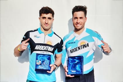 Mateo Espejo y Matías Montenegro, dos argentinos campeones en el Mundial de BMX en Dinamarca.