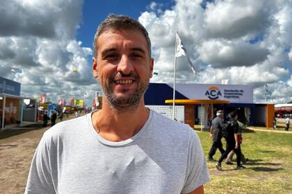 Mateo Gaino, de Entre Ríos, donde hace cultivos extensivos