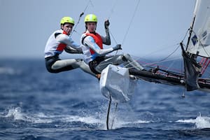Mateo Majdalani y Eugenia Bosco, candidatos a ganar una medalla en Nacra 17 de vela, continúan su participación este domingo