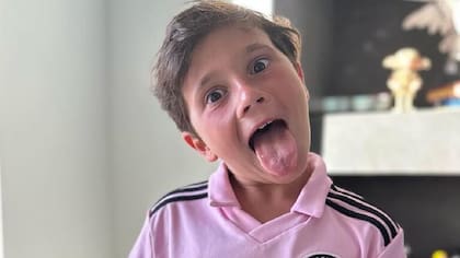 Mateo Messi cumple 10: las travesuras del hijo de Lionel y Antonela