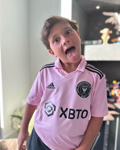 Mateo Messi, tiene 8 años y ya comenzó a formarse en el mismo deporte que practica su padre