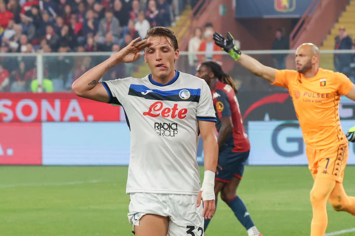 Mateo Retegui, en Atalanta, reacciona tras anotar ante Genoa, su ex club. (Tano Pecoraro/LaPresse via AP)