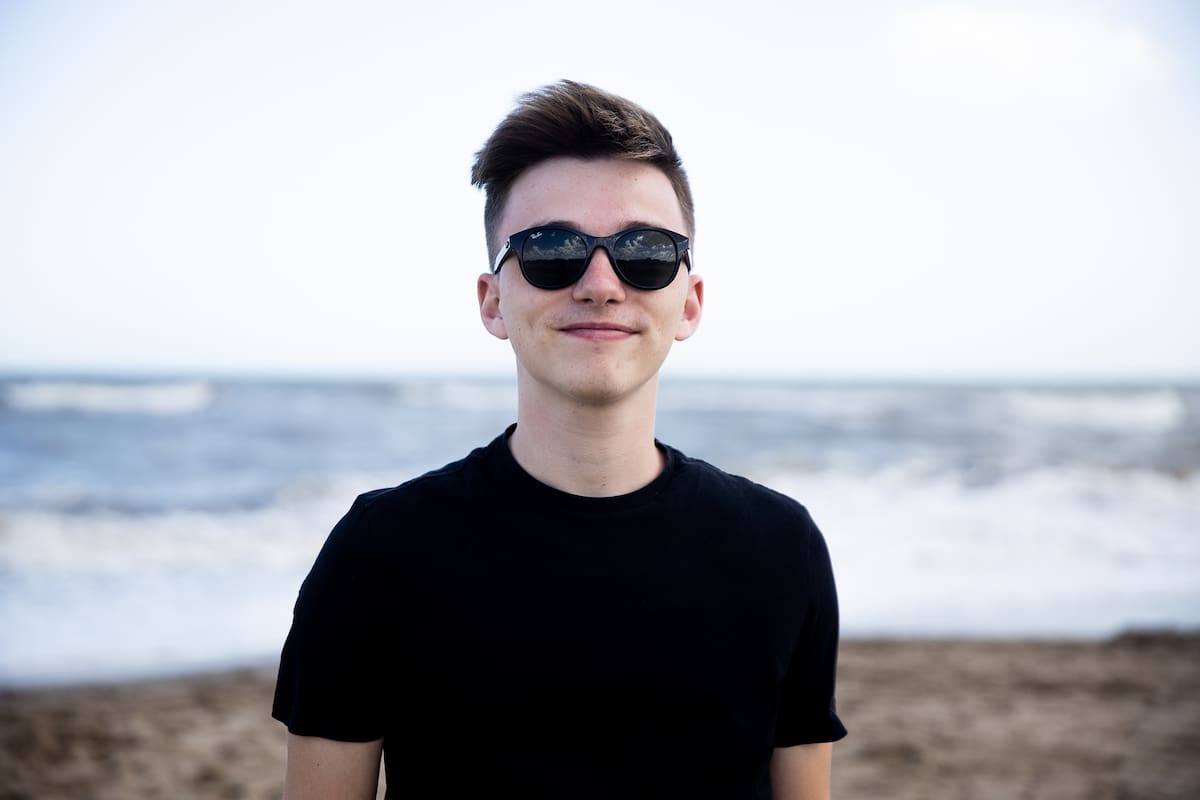 Mateo Salvatto en entrevista con La Nación en una playa de Pinamar, Provincia de Buenos Aires, el 30 de Diciembre del 2020.