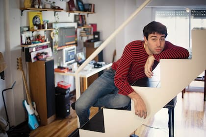 Mateo Sujátovich en su casa de Saavedra