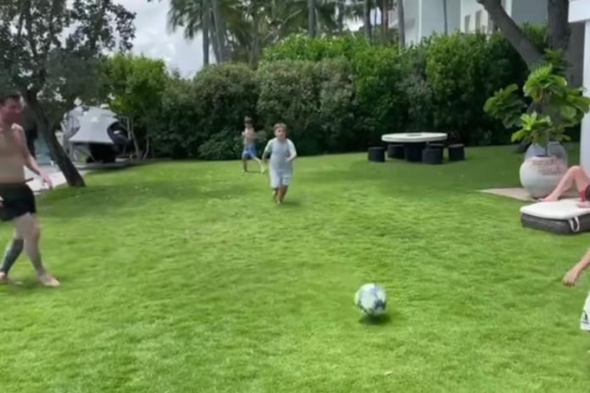 Mateo y Thiago Messi jugaron al "loco" con su papá