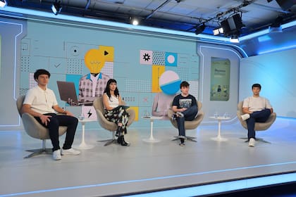 Mateo Zárate (Melián), María Julieta Rumi (LA NACION), Lucciano Mannelli (Navian) y Roni Nomberg (NeoRCP)