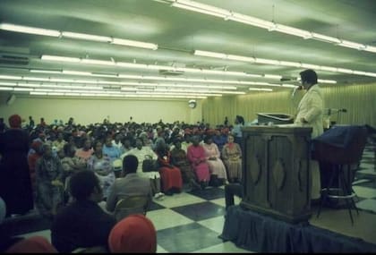 Materiales relativos a la secta de Jim Jones y la masacre de Guyana