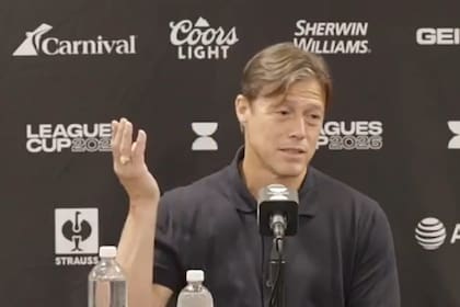 Matías Almeyda, antes de enfrentar a Lionel Messi: “¿No tenía ganas de quedarse de vacaciones un poco más?"