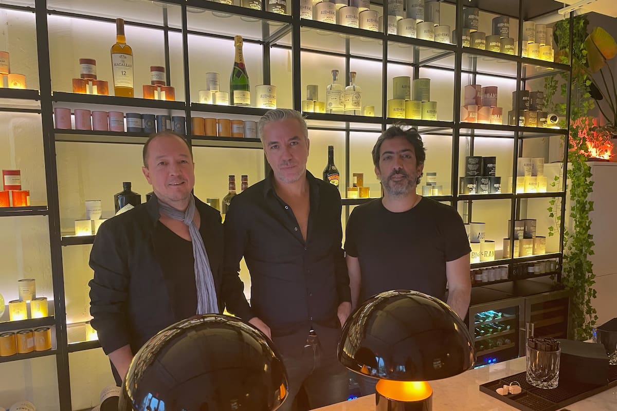 Matías Aubi, Rafael Ramsa y Santiago Schettini, crearon una heladería para mayores de 21 años.