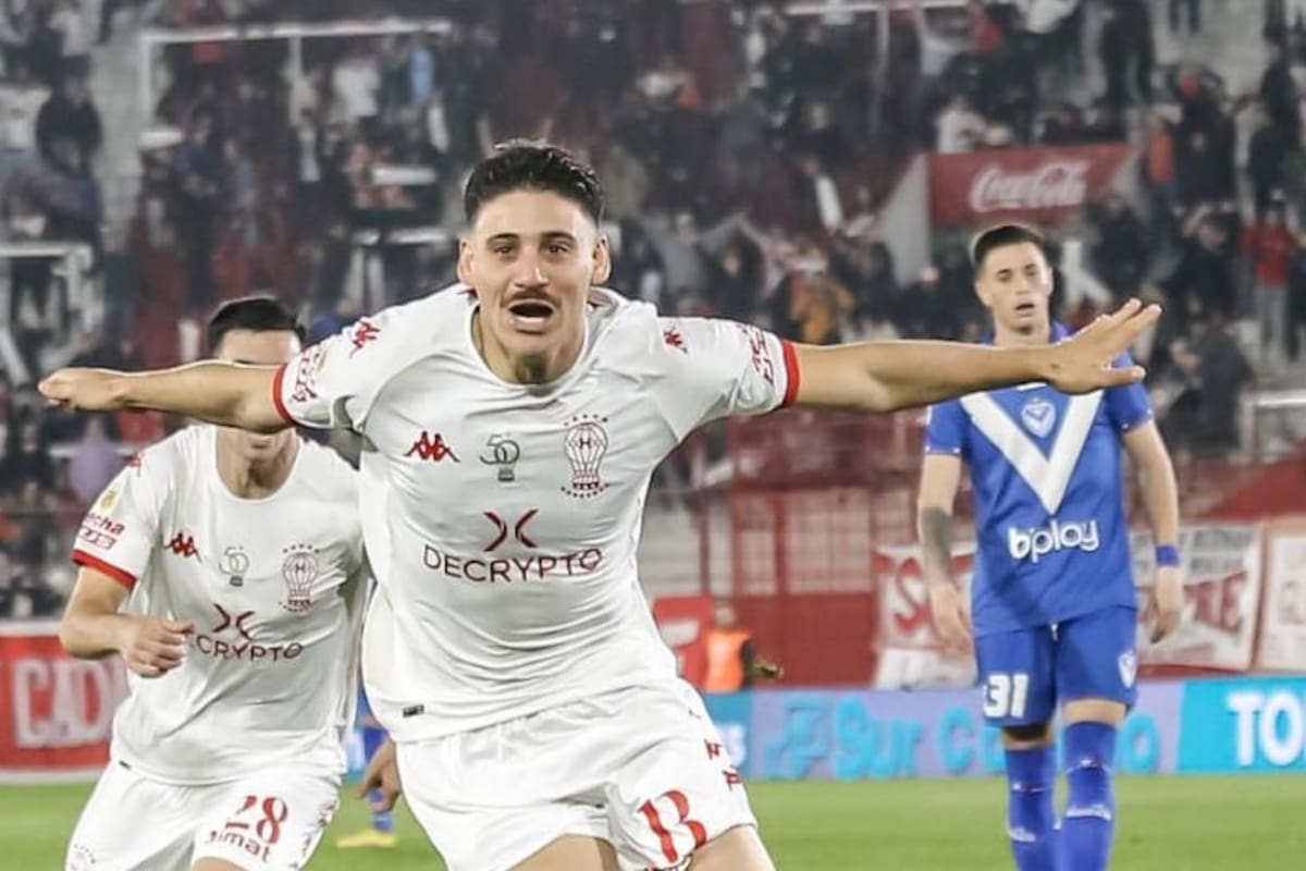 Matías Cóccaro, la figura de Huracán en la goleada ante Vélez por 3-0