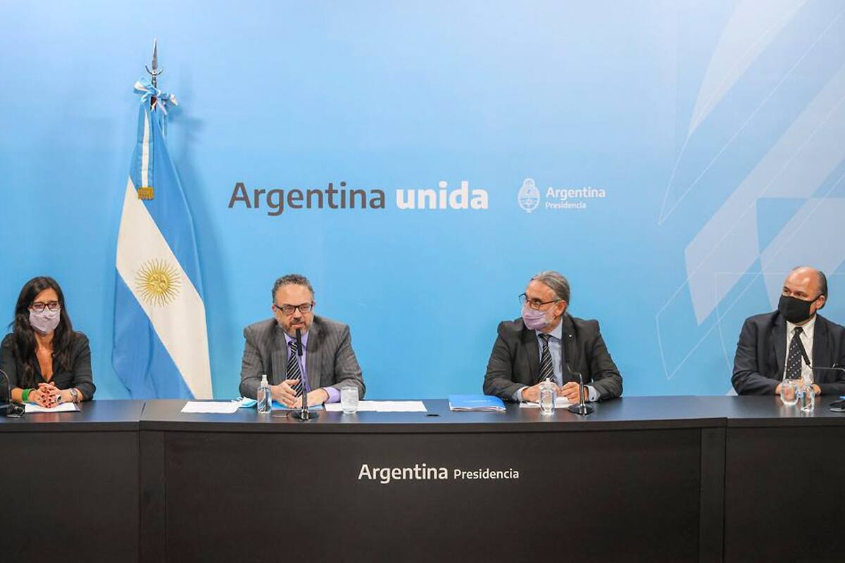 Matías Kulfas, Luis Basterra, Paula Español y Mario Ravetinno