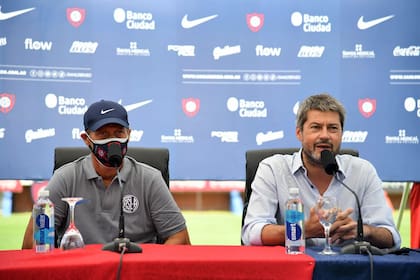 Matías Lammens en la presentación de Pedro Troglio, el último de los entrenadores que se fue de San Lorenzo