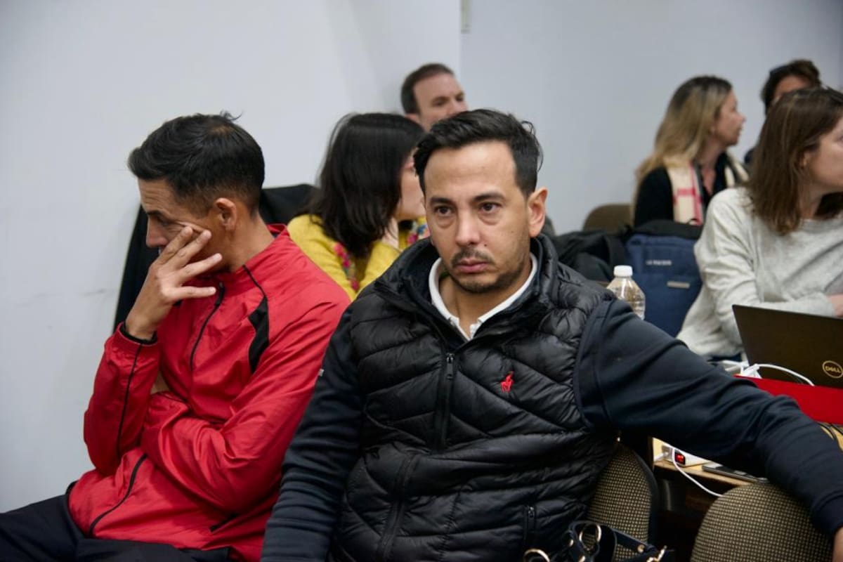 Matías Marasco (de campera negra) en una de las audiencias del juicio donde fue condenado a seis años de cárcel