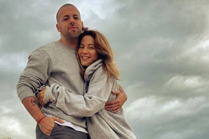 Matías Napp confirmó en Twitter que se separó de Flor Vigna