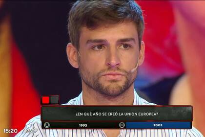 Matías respondió incorrectamente y quedó fuera de la final (Captura video)