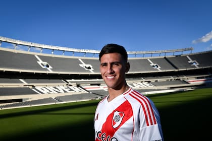 Matías Rojas fue oficializado como nuevo jugador de River: llegó libre tras su paso por el Inter Miami de Lionel Messi