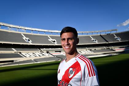 Matías Rojas, pura simpatía el día de la presentación