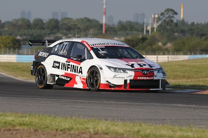Matías Rossi, el campeón que le devolvió la gloria a Toyota; el piloto admitió que en el Stock Car, en Brasil, no logró exprimir las bondades del Push to Pass, el novedoso sistema de potencia adicional que tendrán los motores del Súper TC2000