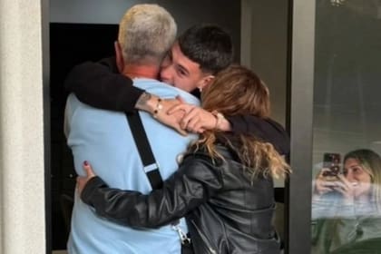 Matías Soulé, jugador de la Roma y selección argentina, sorprendió a sus papás