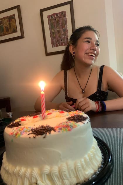 Matilda durante un festejo de cumpleaños