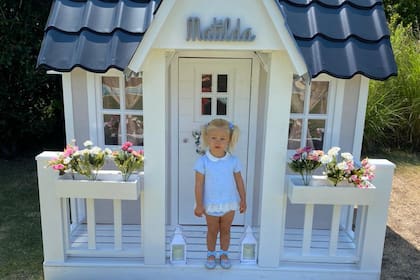 Matilda Salazar recibió una espectacular casa de juegos de regalo de cumpleaños