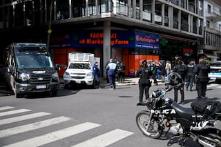 Mató a su exmujer de varias puñaladas en una farmacia