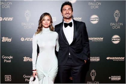 Mats Hummels y Nicola Cavanis en el evento del Balón de Oro