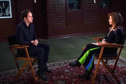 Matt Hutchins, en un anticipo de la primera entrevista que concede a la TV tras la muerte de su esposa