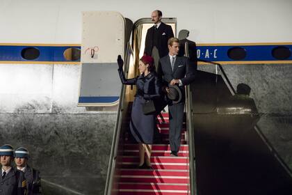 Matt Smith y Claire Foy en The Crown