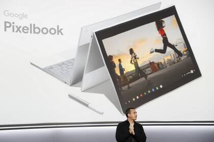 Matt Vokoun, gerente de Producto de Google, presenta la Google Pixelbook