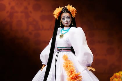 Mattel lanzó la Barbie Día de Muertos en honor a la cultura mexicana