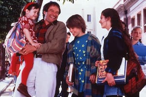 Matthew Lawrence forjó una relación cercana con Robin Williams en Papá por siempre, donde también compartió cartel con Mara Wilson y Lisa Jakub