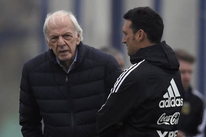 Maturana cree que cuando Scaloni tenga problemas, Menotti será la persona idónea para sostenerlo