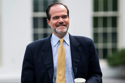 Mauricio Claver-Carone es asesor especial de Donald Trump y Director Principal para Asuntos del Hemisferio Occidental en el Consejo de Seguridad Nacional. Es el candidato de los Estados Unidos para buscar la presidencia del BID.