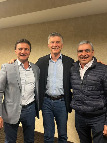 Mauricio Macri con Roberto Sánchez y Germán Alfaro, los candidatos de Juntos por el Cambio en Tucumán
