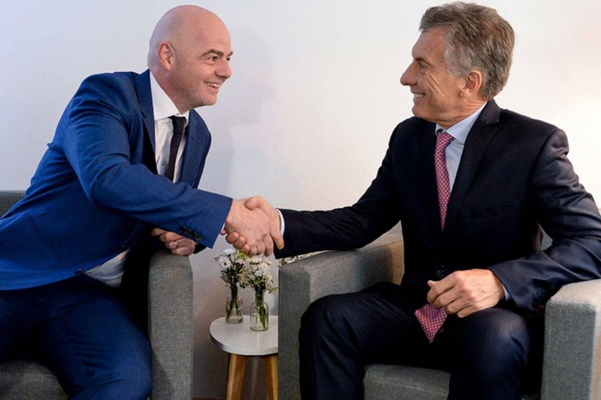 Mauricio Macri fue designado hoy como titular de la Fundación de promoción del fútbol, entidad dependiente de la FIFA