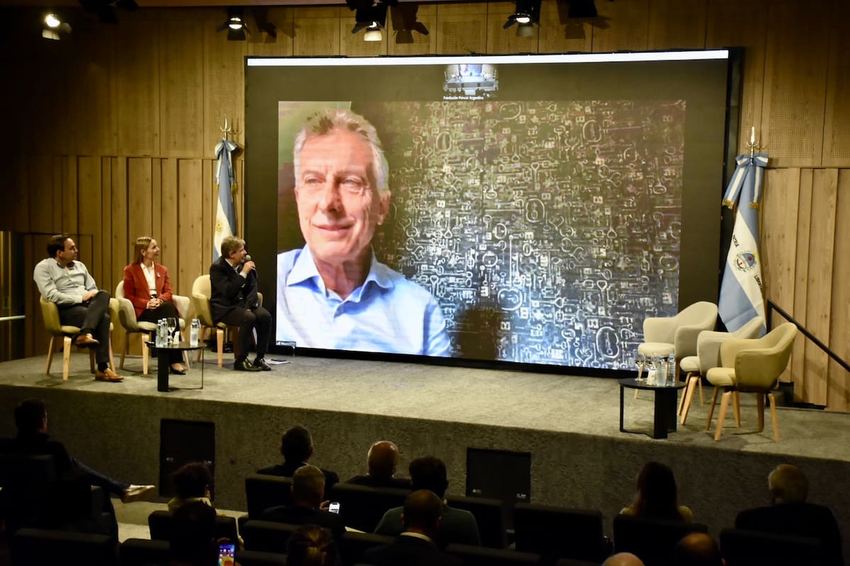 Mauricio Macri habló en el primer encuentro regional de la Fundación Pensar
