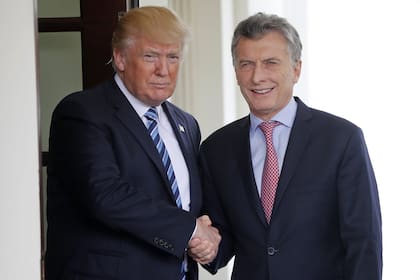 La Argentina no asistiría a Lima si es que el congreso peruano destituye mañana al presidente Kuczynski; Trump planea viajar
