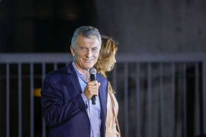 Mauricio Macri junto a su esposa Juliana Awada durante la presentación de su libro