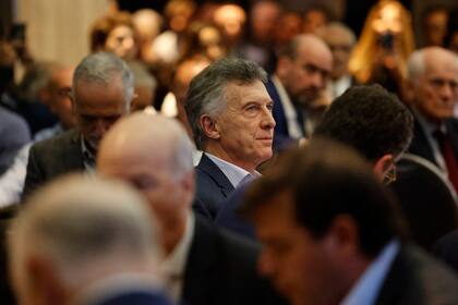 Mauricio Macri participa de una reunión en La Bolsa de Comercio de Córdoba