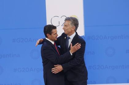 El saludo de Macri con el presidente de México Enrique Peña Nieto