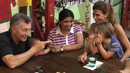 Mauricio Macri visitó Los Piletones