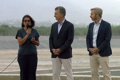 Mauricio Macri visitó una algonodera y una planta de tratamiento de efluentes cloacales financiada con fondos nacionales.