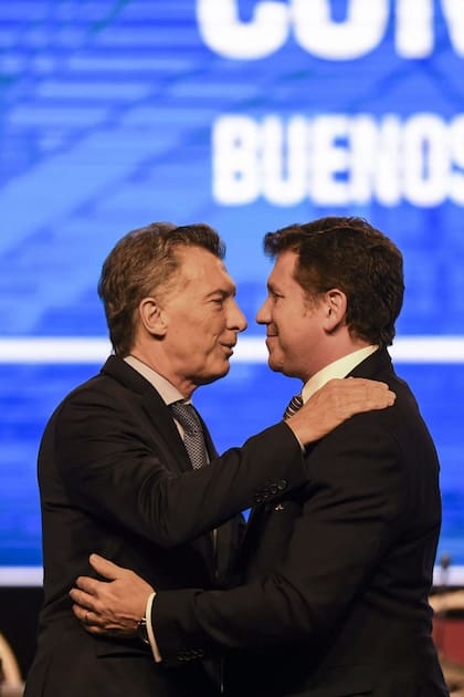 Mauricio Macri y Alejandro Domínguez en el congreso de la Conmebol