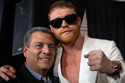 Mauricio Sulaimán junto con Canelo Álvarez: "El CMB es el organismo de Alí, de Monzón, de Valdez, de Durán, de Sugar Ray Leonard, de Chávez, de Hearns, de Mayweather, de Pacquiao, de Canelo. Es el deporte mundialista".