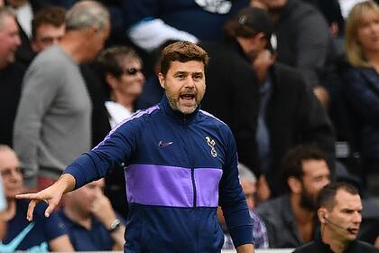Maurico Pochettino, serio: Tottenham ganó en el estreno de la Premier League.
